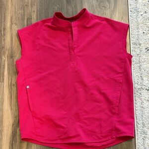 Figs Rafaela scrub top in Ultra Rose